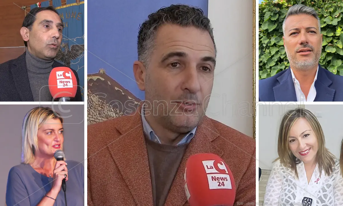 Castrolibero la giunta di Orlandino Greco: Serra vicesindaco, Perrotti, Ricchio e Giovanni Greco