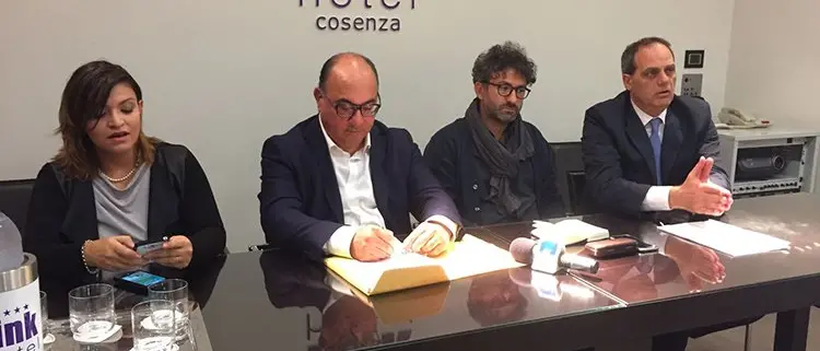 Guccione: \"Far luce su irregolarità amministrative al Comune di Cosenza\"