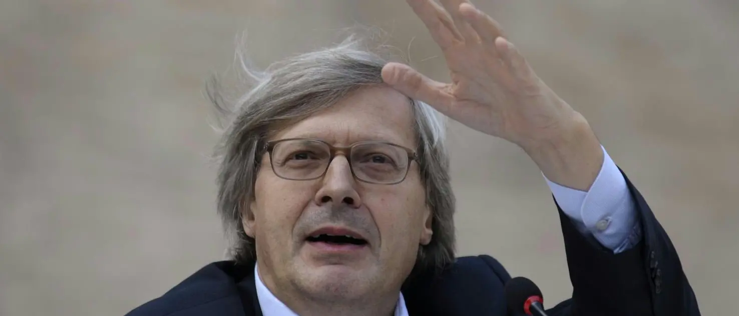 Vittorio Sgarbi rimane a Cosenza e istituisce il Laboratorio della Creatività