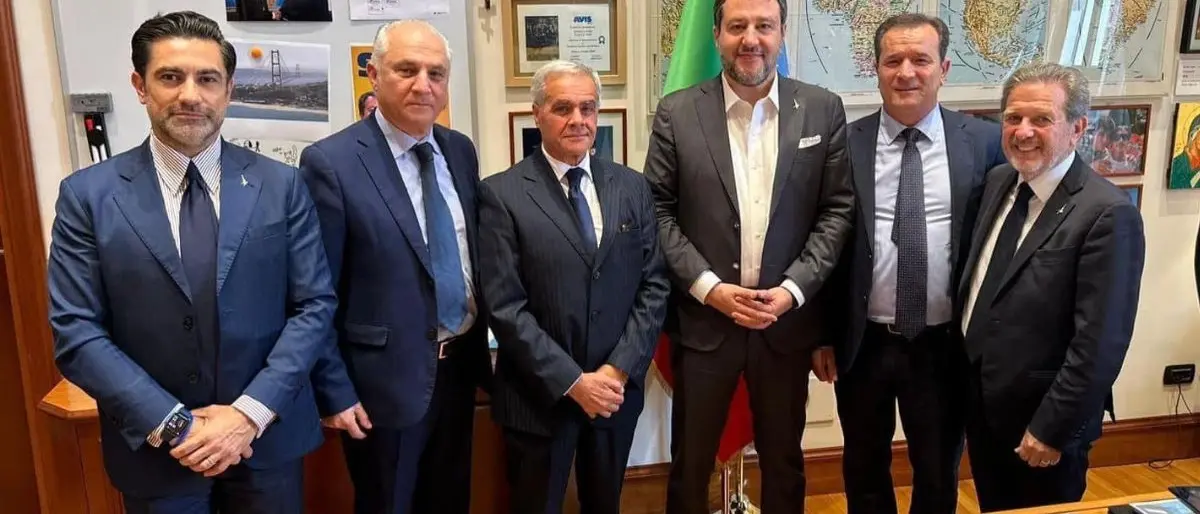 Crollo del viadotto di Longobucco: vertice tra Salvini, Anas e i sindaci