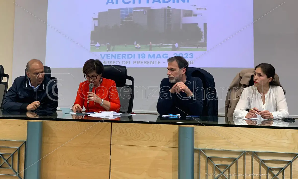 Rende, il centrosinistra chiede il voto ma la coalizione non c'è