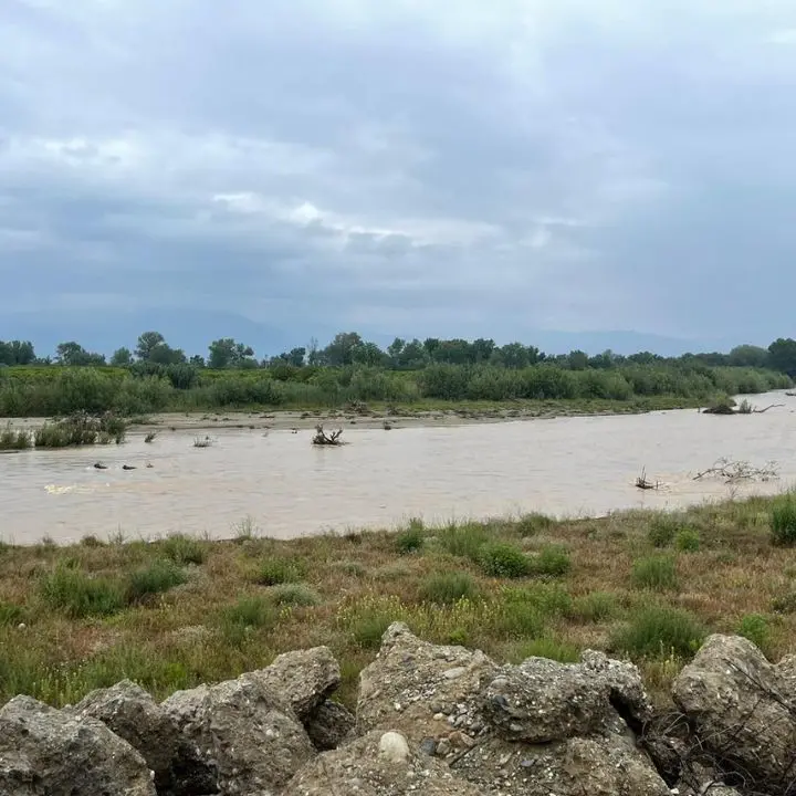 Maltempo sullo Ionio, a Corigliano Rossano esonda il Coscile (ma senza danni)