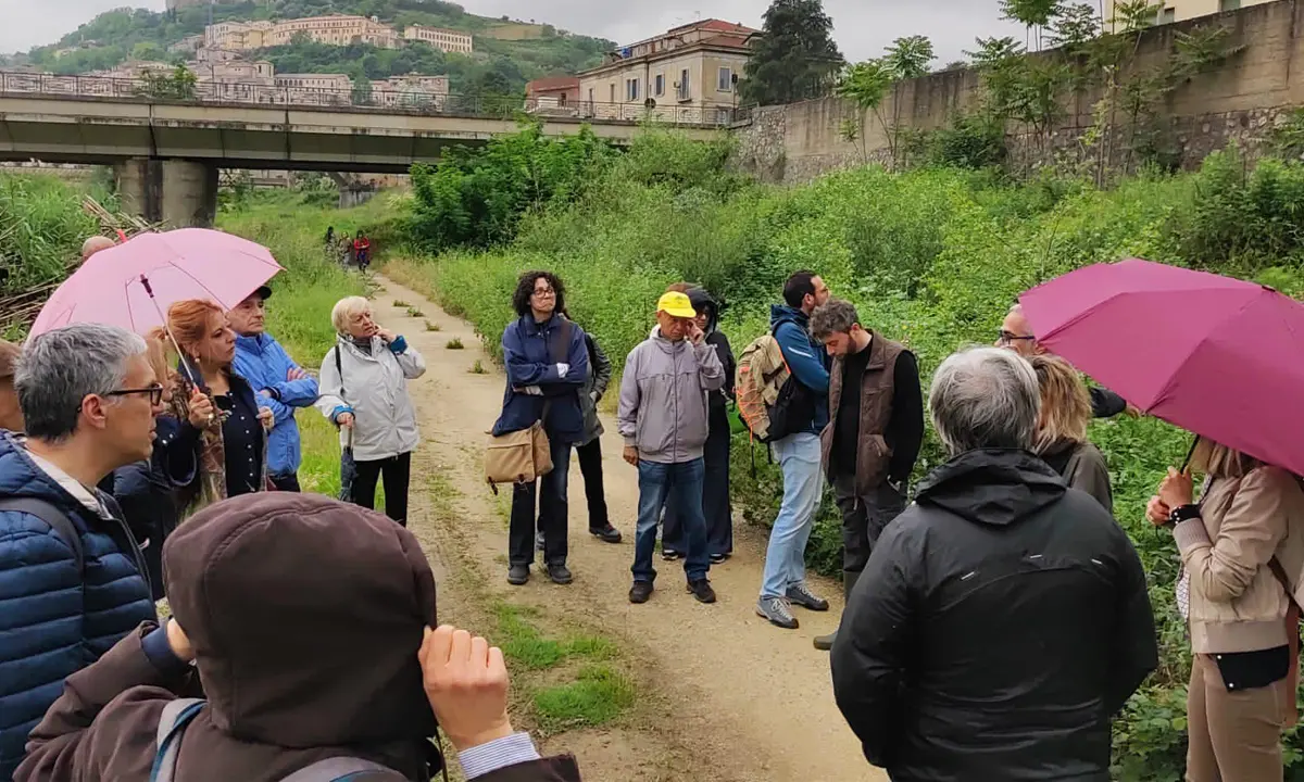 Cosenza, trekking urbano lungo il Busento per una pianificazione partecipata