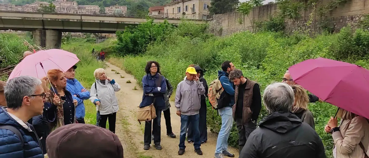 Cosenza, trekking urbano lungo il Busento per una pianificazione partecipata