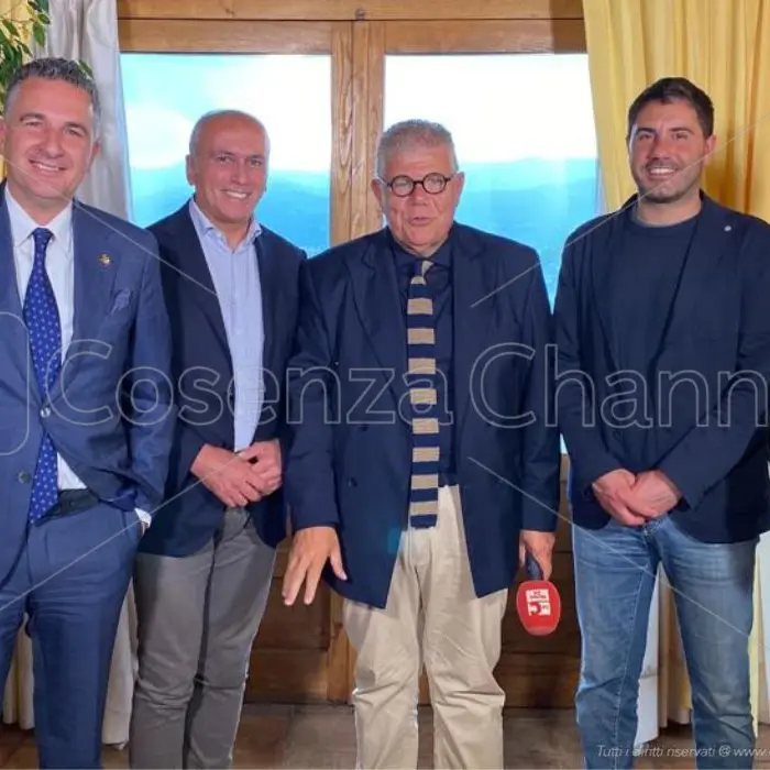 Cosenza-Rende-Castrolibero, sindaci in coro: «Sarà scontro con Roberto Occhiuto»