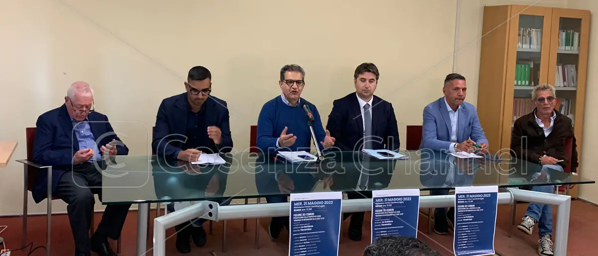 Città unica, il centrosinistra: «La fretta è tutta di Occhiuto. Vuole il fratello sindaco della grande Cosenza»