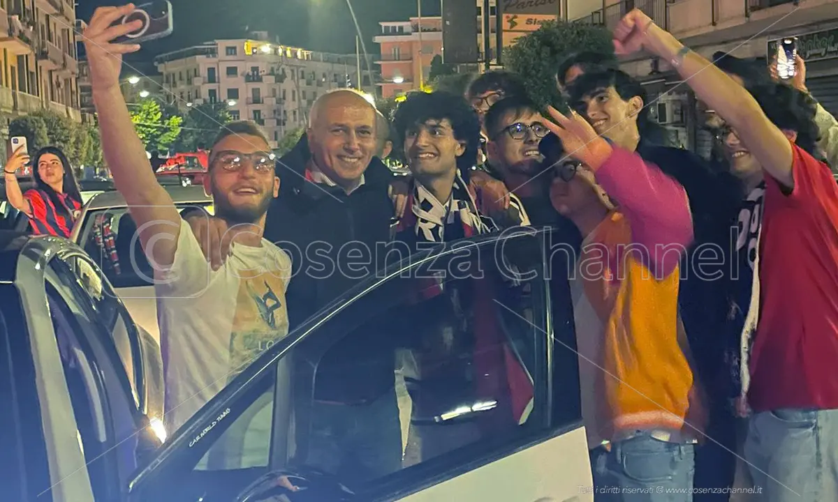 Cosenza, il sindaco di Brescia chiama Caruso: «Vicinanza e solidarietà per quanto accaduto»