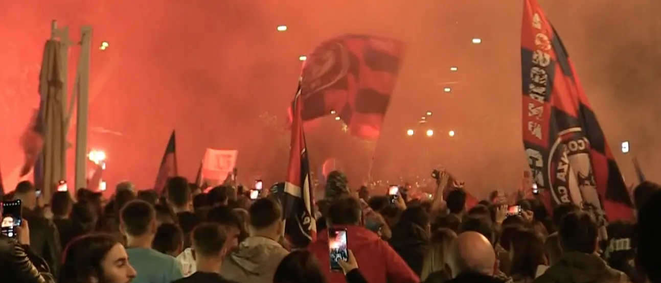 Cosenza, arrivo nel pomeriggio a Lamezia Terme. Poi grande festa in città