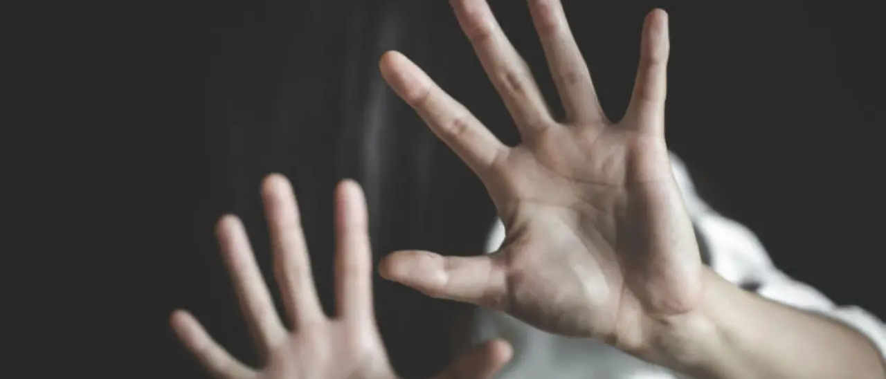 L'orco in casa. Condannato pastore di Paola: abusava della figlioletta di 10 anni