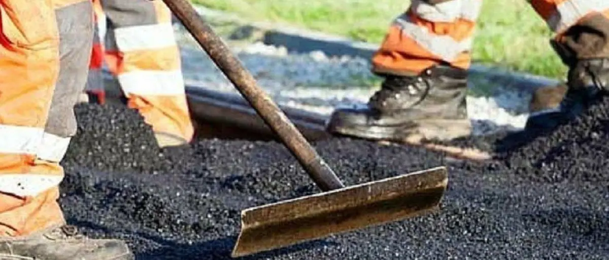 Rende, al via i lavori di bitumazione nella zona industriale