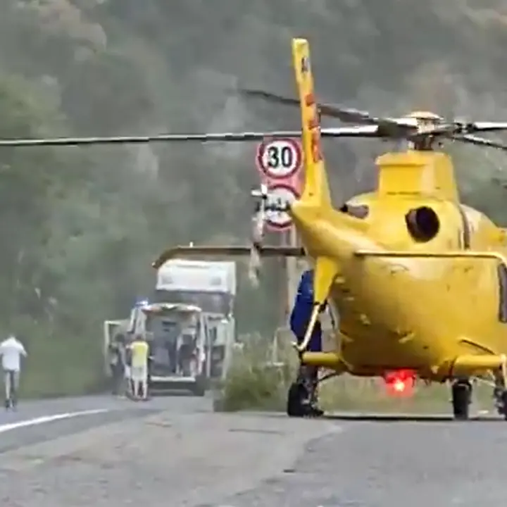 Amantea, auto investe ciclista di San Lucido e lo uccide: tragedia a Coreca