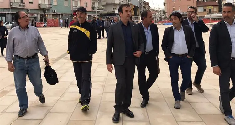 Aperta una parte di Piazza Bilotti. Occhiuto: «Lavoriamo per Cosenza»