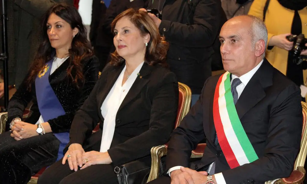 Anci Calabria, derby cosentino per la presidenza. Caruso sfida la Succurro e potrebbe non finire qui