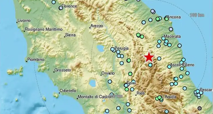 Tre terremoti di 5.4, 5.9 e 4.6 scuotono l'Italia centrale [VIDEO]