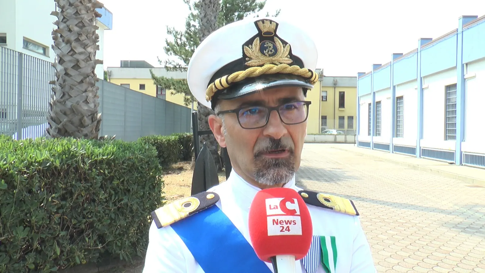 Solenne passaggio di comando marittimo a Corigliano-Rossano