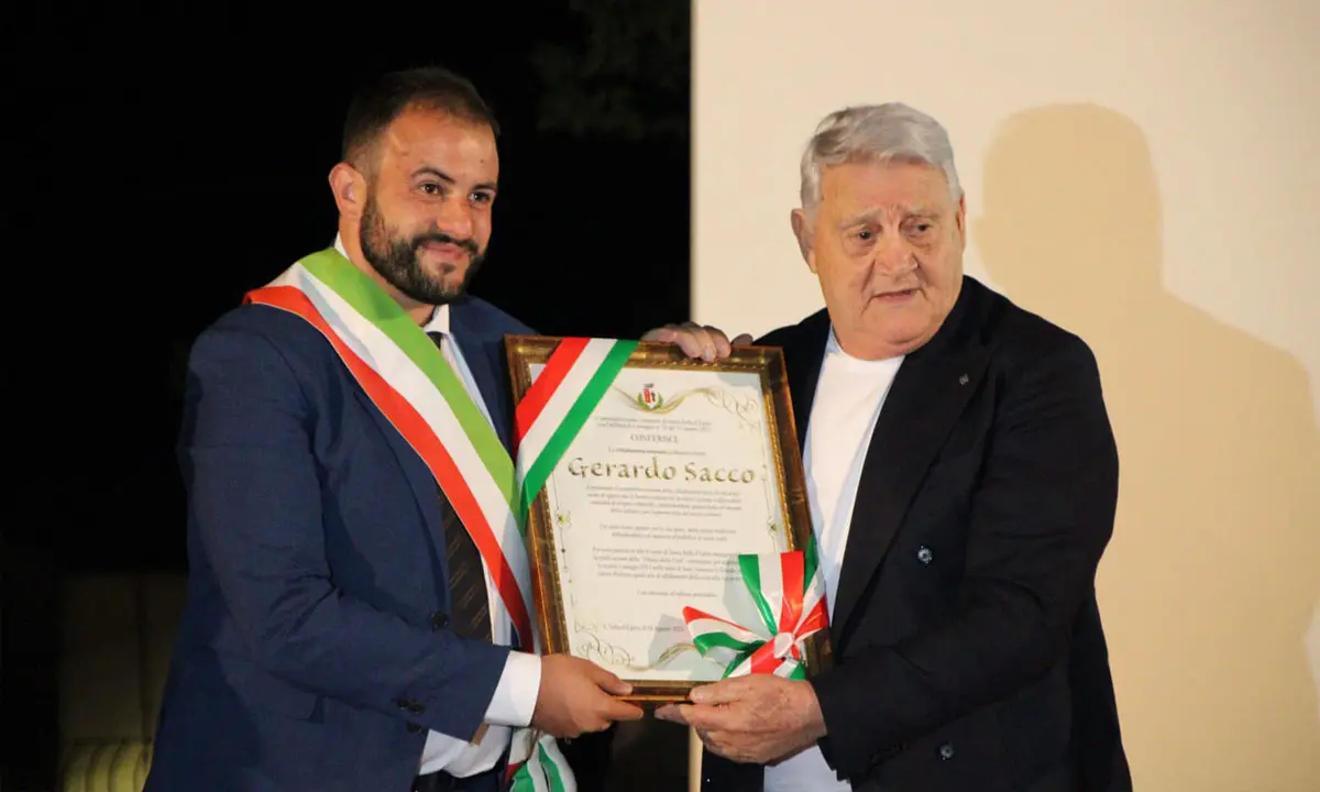 Conferita la cittadinanza onoraria di Santa Sofia a Gerardo Sacco