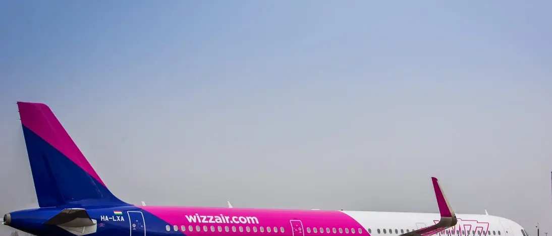 Gruppo di cosentini bloccato a Milano da due giorni. La compagnia WizzAir li lascia a terra