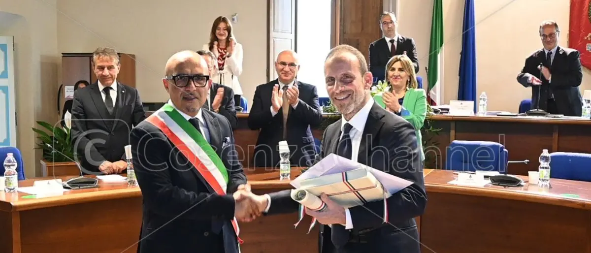 Paolo Guido cittadino onorario di Acri: il magistrato cosentino catturò Matteo Messina Denaro