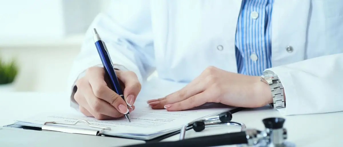 Il sistema delle \"false ricette mediche\". Cantafio svela: «Presi soldi dai farmacisti»