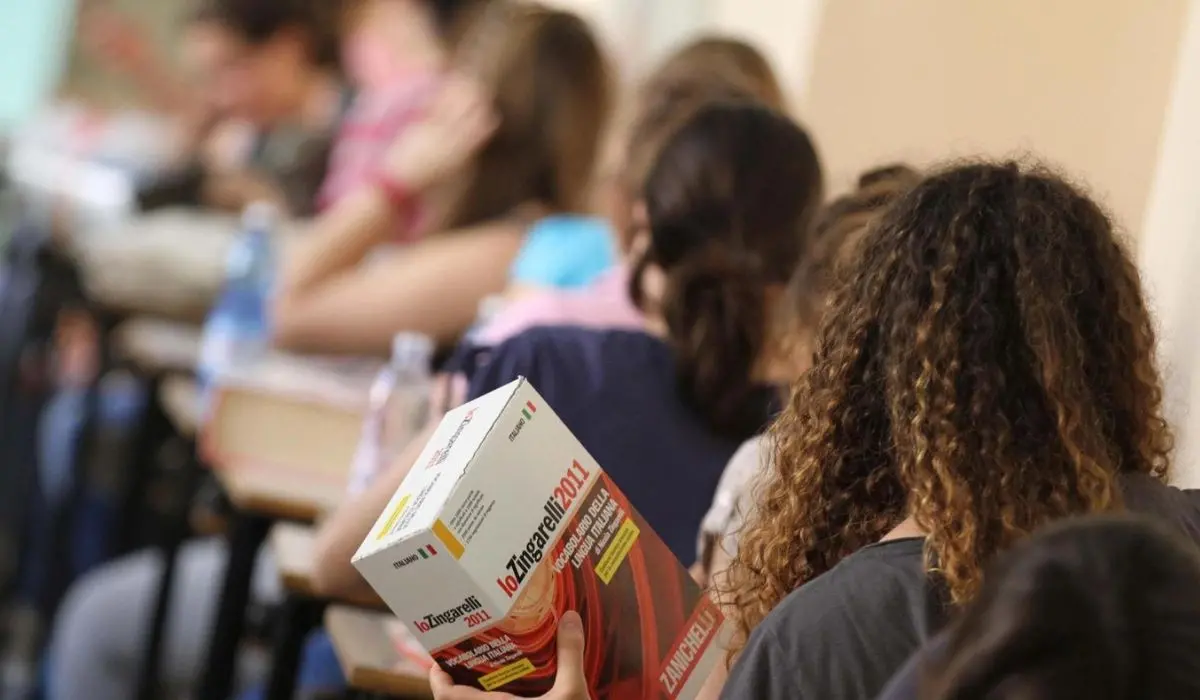 Maturità 2026, scelte le materie della seconda prova scritta per licei e istituti tecnici\n
