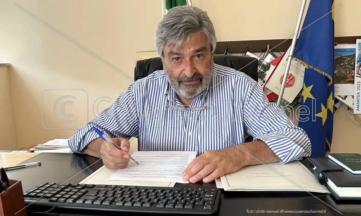 Amantea, Pellegrino: «La Cgil afferma una serie di bugie. Le cose stanno così»