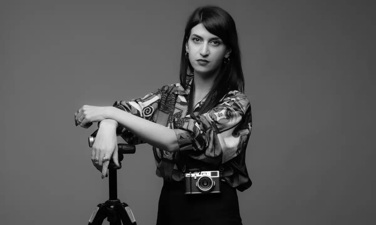 I ritratti e le storie di 35 calabresi famosi nel libro fotografico di Eliana Godino
