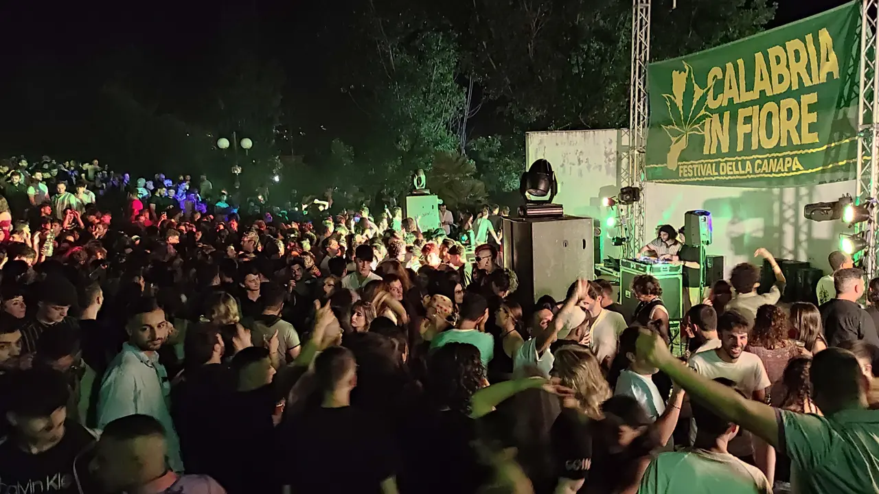 Calabria in Fiore, consensi e applausi per la terza edizione del festival sulla cannabis