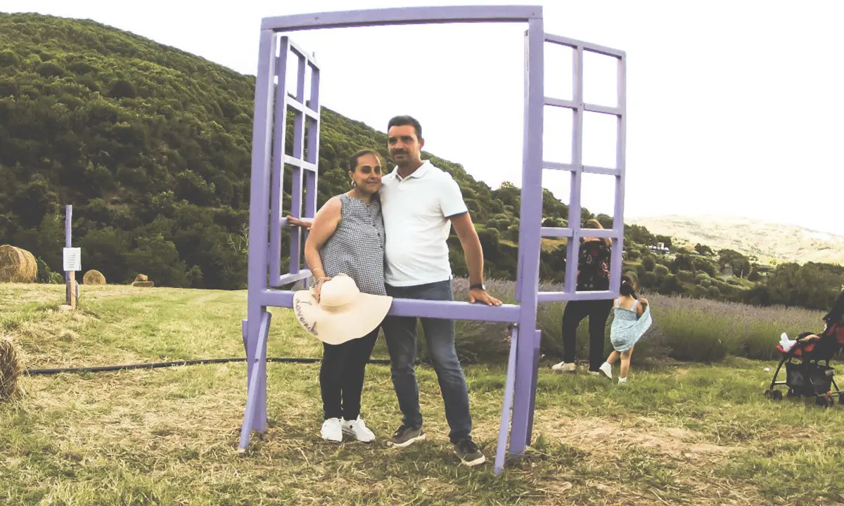 Tutti pazzi per il campo della lavanda di Lattarico, il sogno dell’eterna primavera di Daniele e Gabriella - FOTO