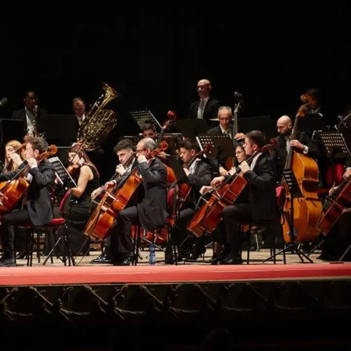 L'Orchestra Sinfonica Brutia protagonista al Rendano del Concerto di Capodanno 2024