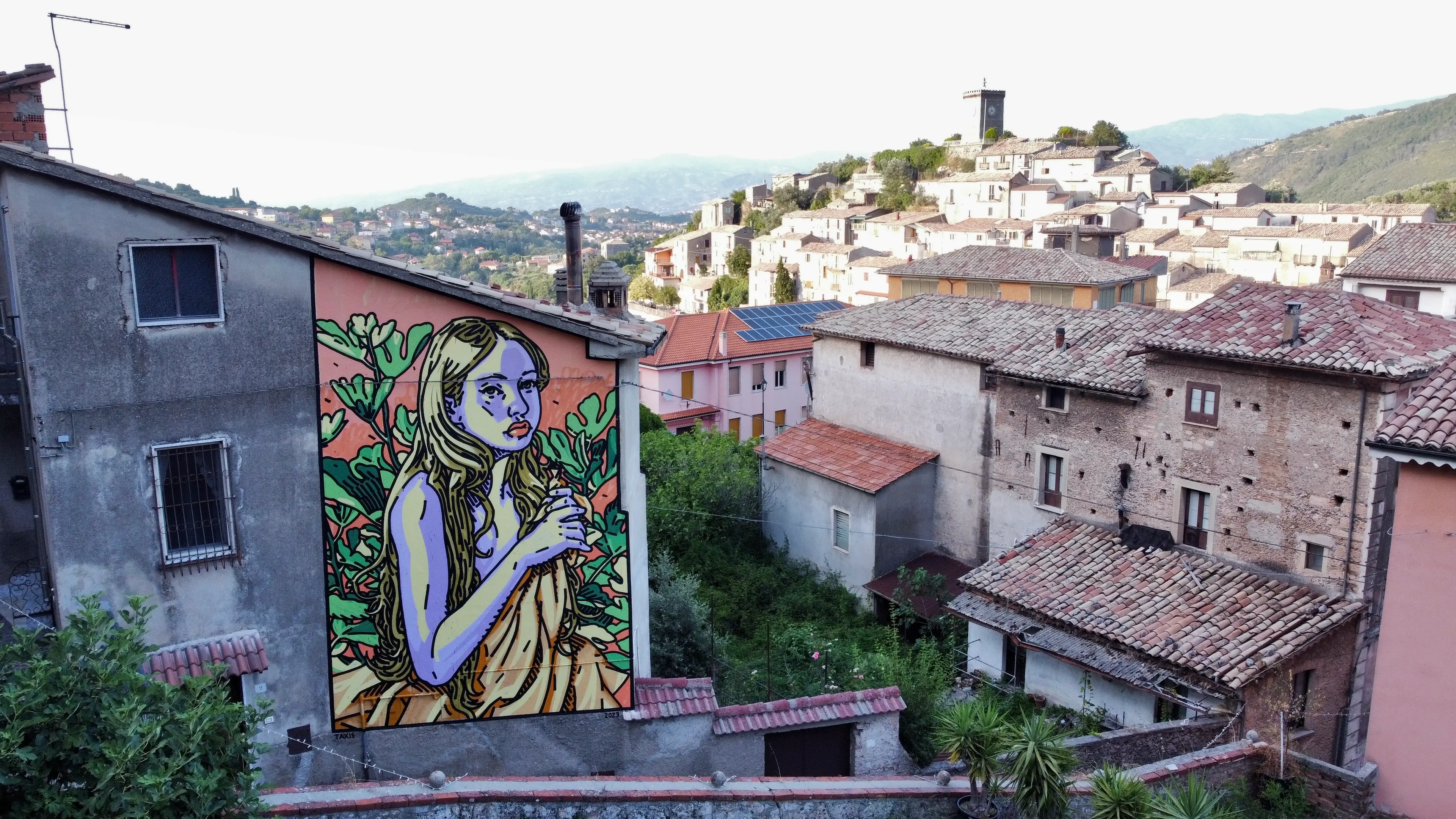 Mendicino, prende forma il museo d'arte urbana con le nuove opere del Musa