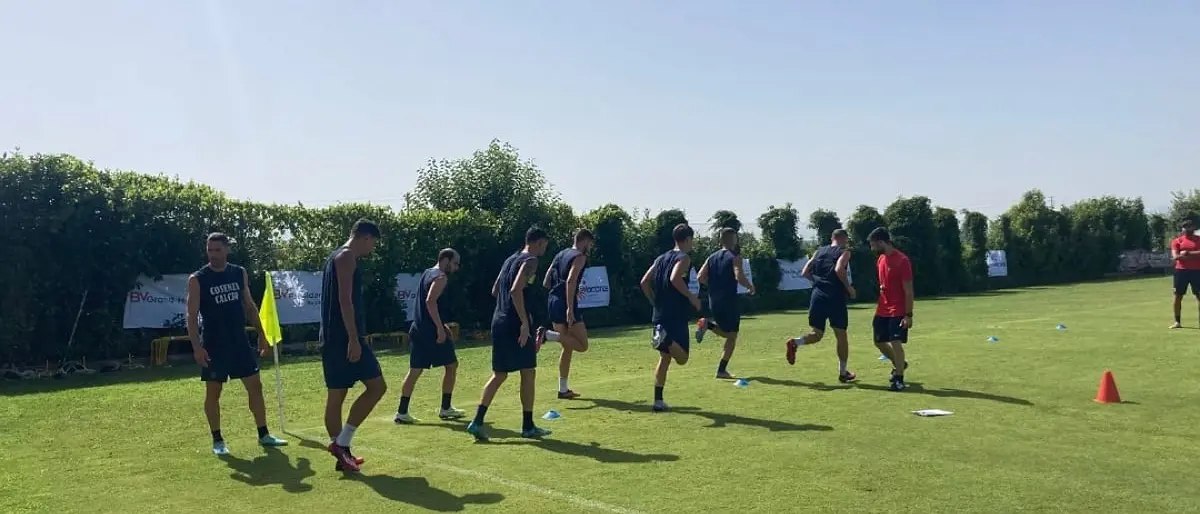 Cosenza, ultimi giorni di pausa per i calciatori: si riparte lunedì