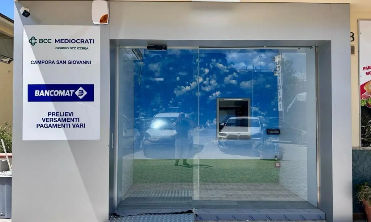 Amantea, la Bcc Mediocrati apre lo sportello bancomat \"evoluto\"