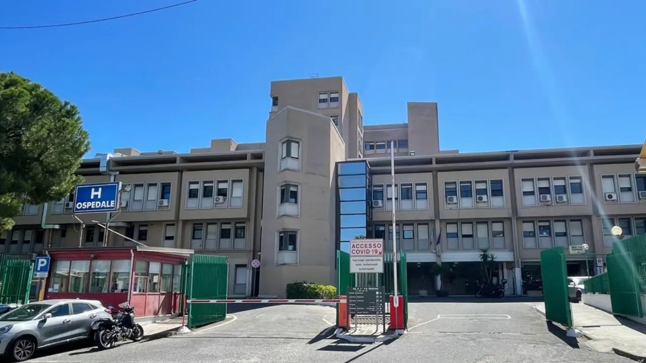 Corigliano-Rossano: l'ospedale Giannattasio senza aria condizionata: sanitari e pazienti esausti