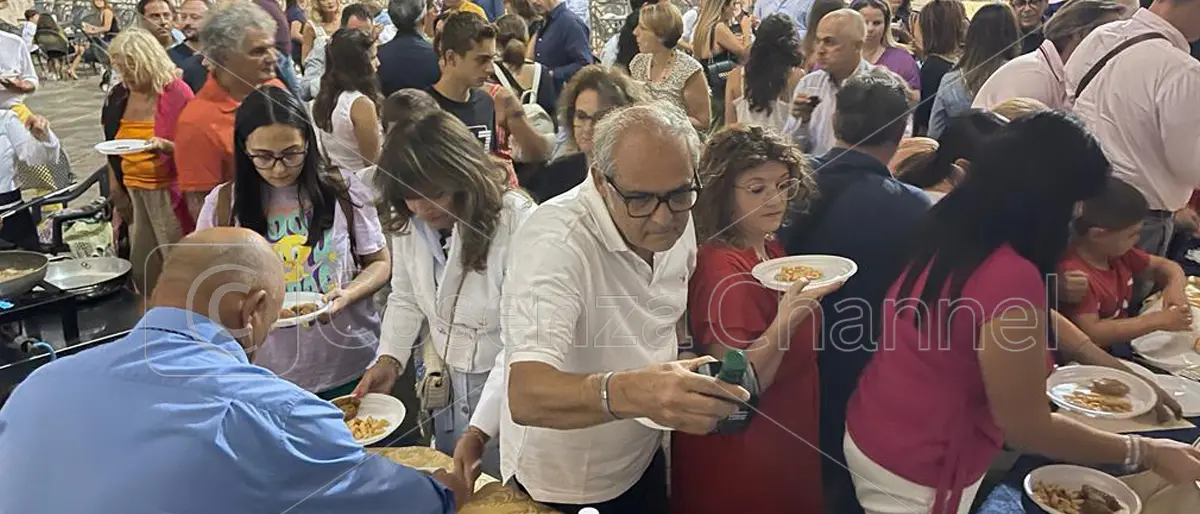 “Extravergini sotto le stelle”, a Corigliano Rossano il galà dell’olio d’oliva