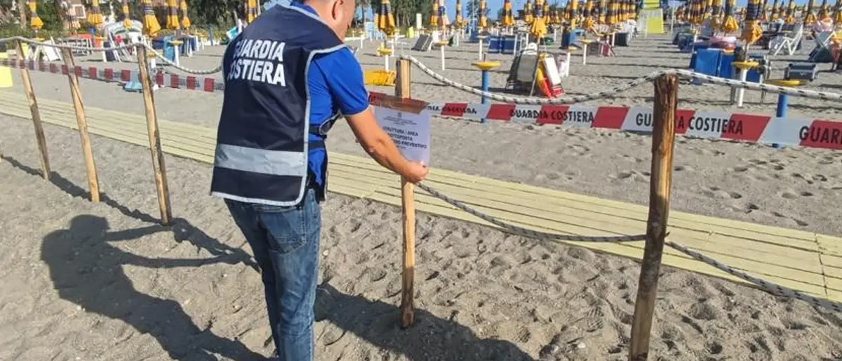 Mandatoriccio, sequestrato uno stabilimento balneare per difformità strutturali