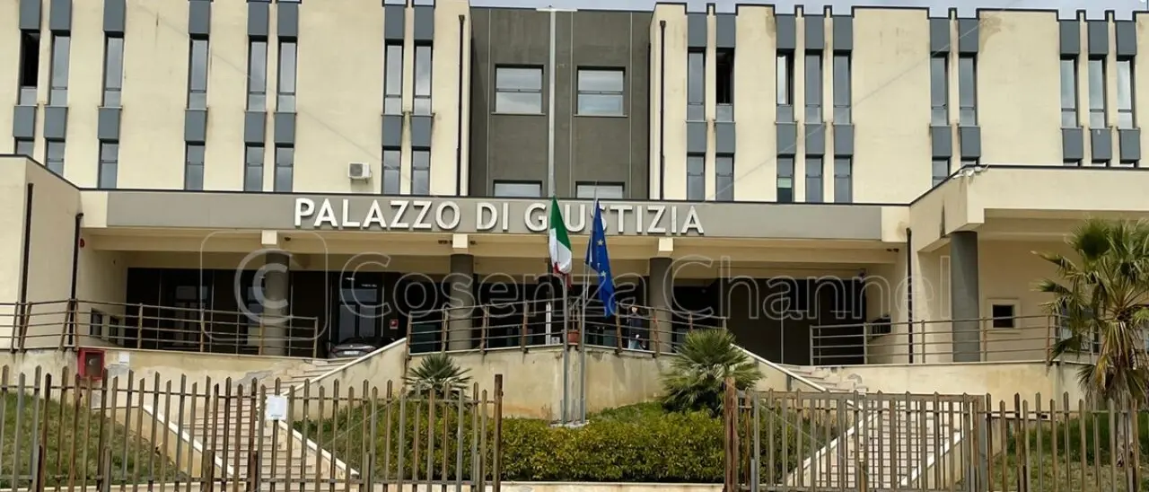 Aziende agricole, prezzo della frutta ed estorsioni: il pentito Talarico racconta il \"metodo Forastefano\"
