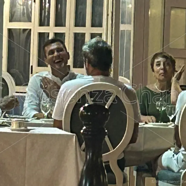 Cosenza, Guarascio a cena con lo staff. Gli obiettivi di calciomercato