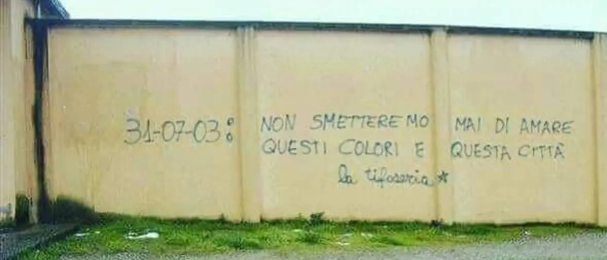 Cosenza Calcio 1914, venti anni fa una grande ingiustizia bucò il pallone dei Lupi