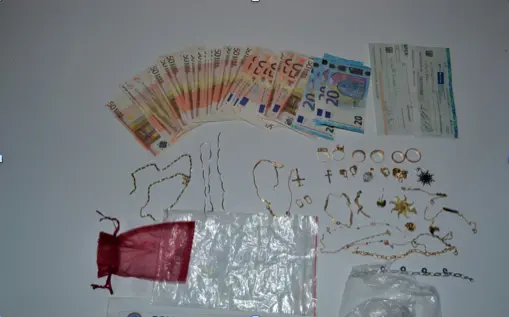 Amantea, ricettazione e resistenza a pubblico ufficiale: due arresti