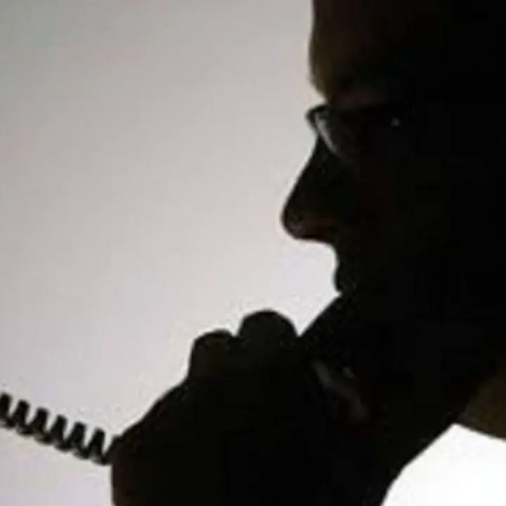 Cosenza, i messaggi del racket agli imprenditori: «Paga o salti in aria»