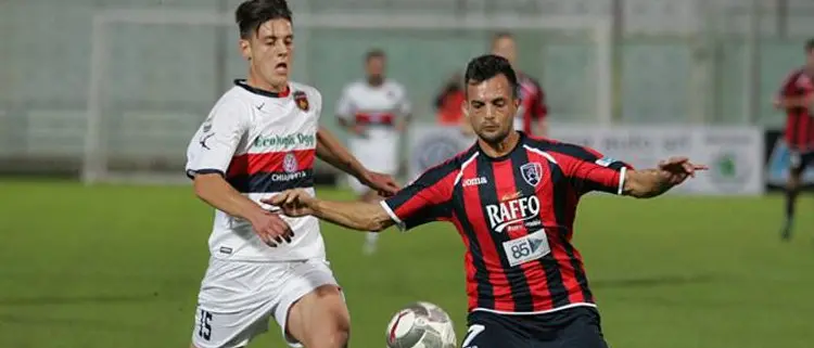 Bilotta saluta i compagni e va al Taranto. Il Cosenza però ci punta