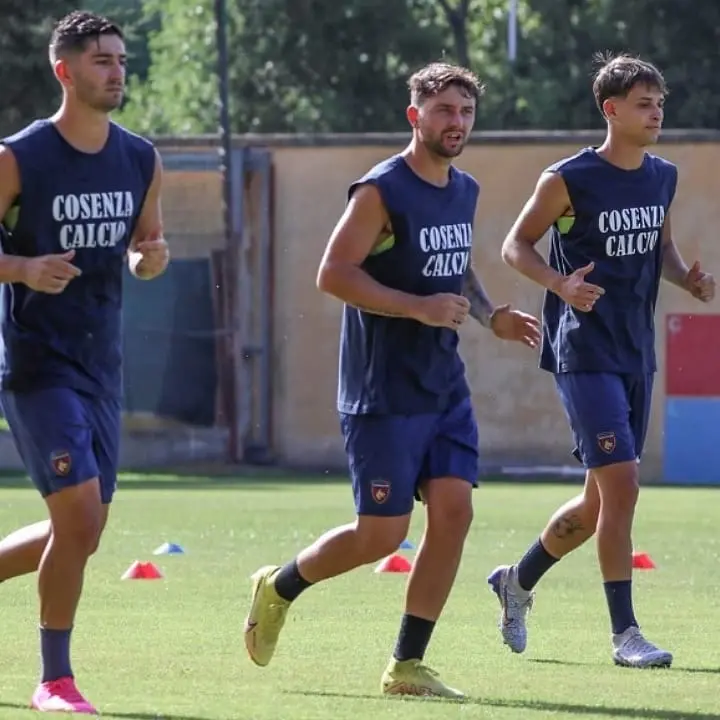 Cosenza, adesso Caserta ha l'imbarazzo della scelta. Con la Samp tutti a disposizione