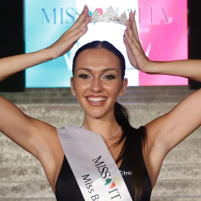 Cosenza, Miss Italia Calabria ha incoronato Miss Brutia