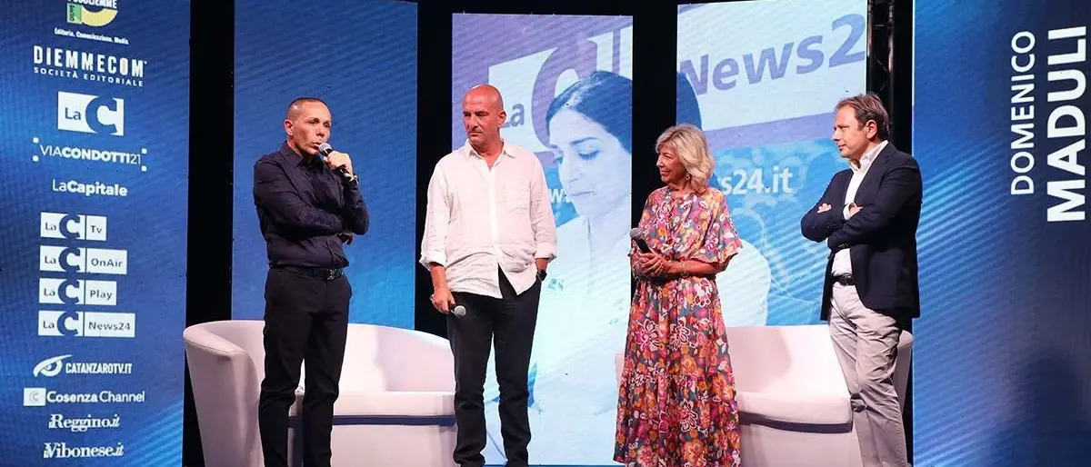 LINK A CORIGLIANO ROSSANO | L'editore Domenico Maduli: «Siamo orgogliosi di correre insieme scegliendo di stare dalla parte giusta»