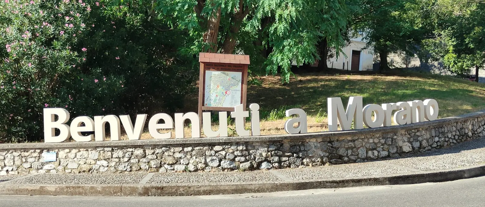 Morano Calabro, l’esecutivo investe nell’arredo urbano