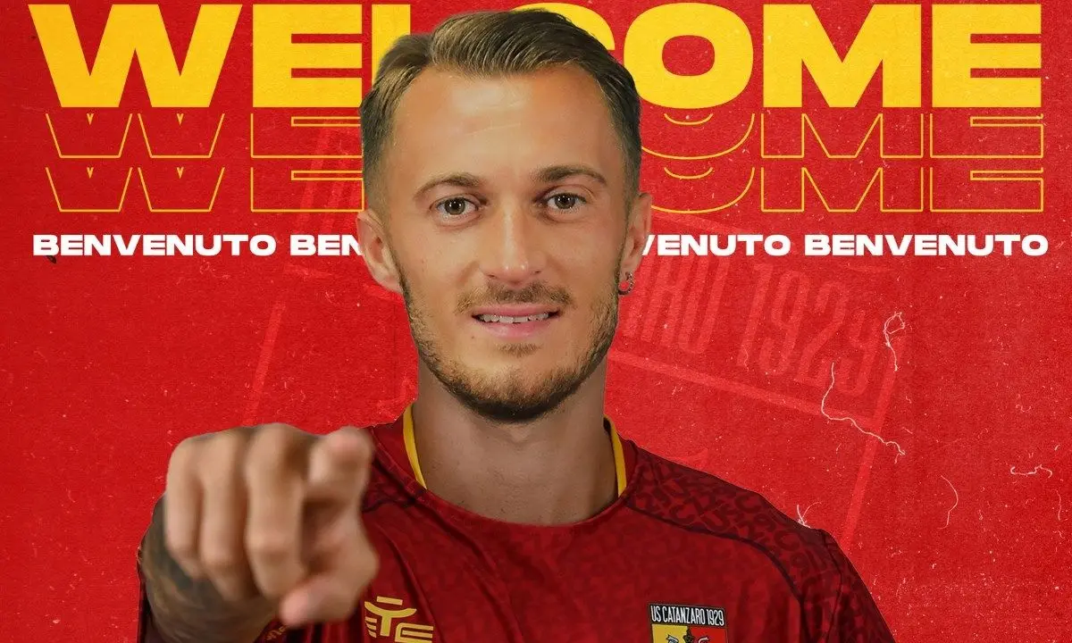 Il Catanzaro piazza il colpo Donnarumma: un bomber per Vivarini