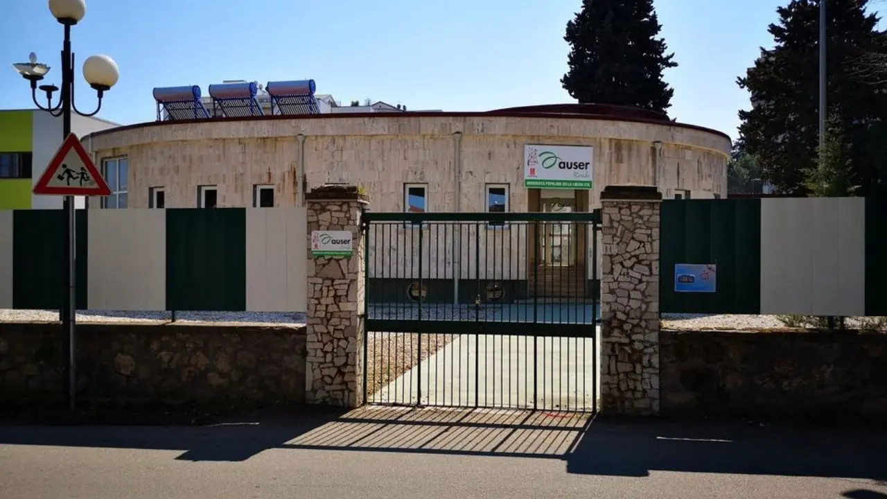 L'associazione Auser: «Ospiteremo una delle classi della scuola \"Stancati\"»