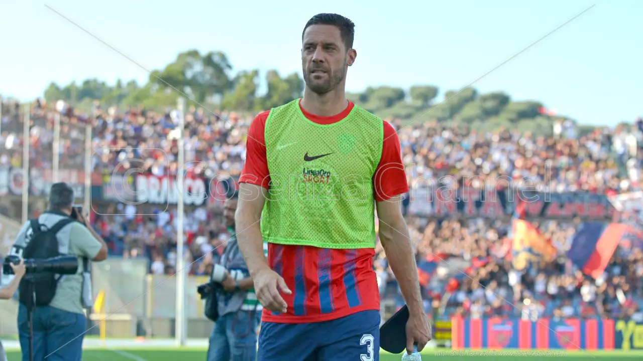Calciomercato Cosenza, Rispoli verso Crotone. Accordo ad un passo