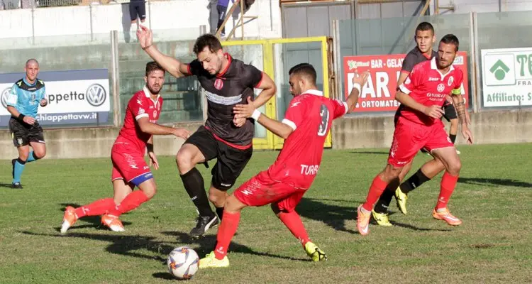Rende, Actis Goretta spacca la partita. Steso anche il Matera
