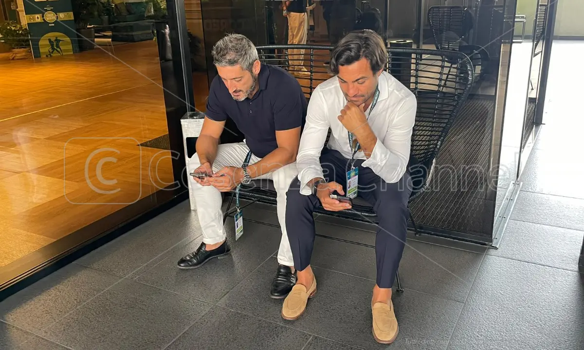 Calciomercato Cosenza, l'ultimo giorno minuto per minuto dallo Sheraton | LIVE